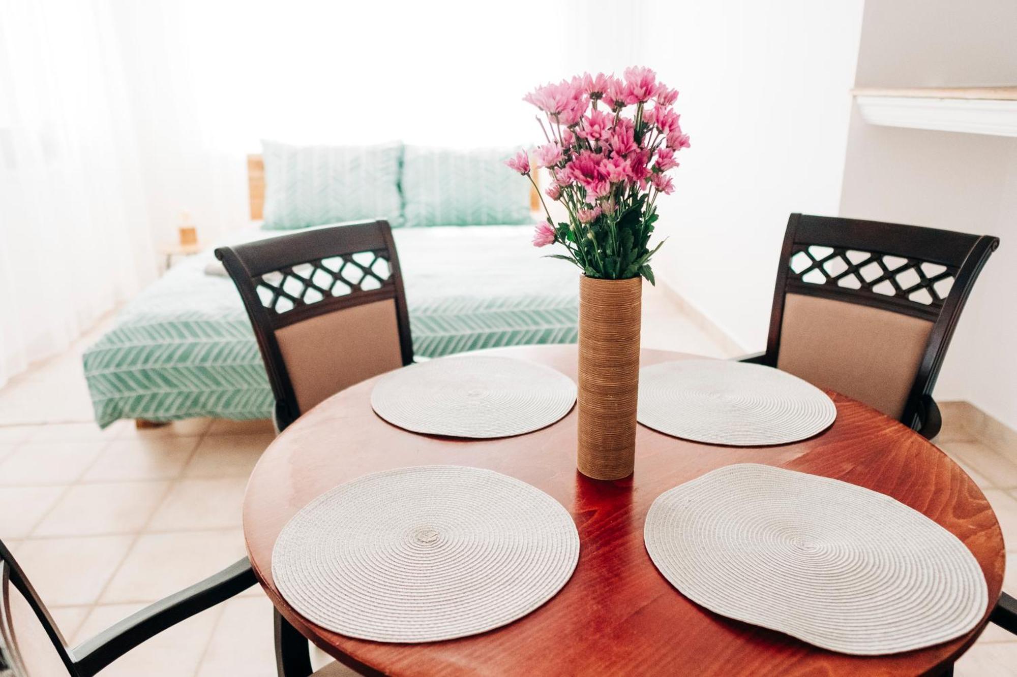 Krásnohorské Podhradie Castle Village Apartment מראה חיצוני תמונה